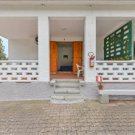 Conti Apartment Lacona