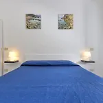 Conti لاكونا